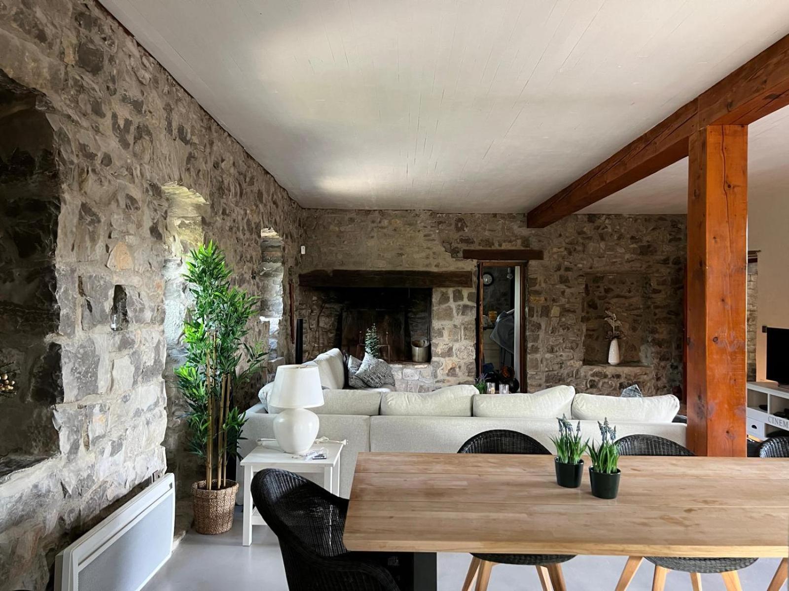 Villa Luxurious Family House With Pool In Ardeche. Les Vans Exterior foto